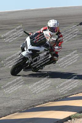 media/Oct-13-2025-Moto Forza (Mon) [[a66d839500]]/4-C Group/Session 2 (Bowl)/